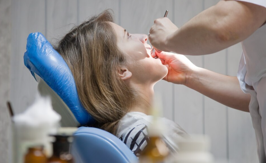 Gingivektomi Nedir Nasıl Yapılır? Estetik Diş Tedavisi